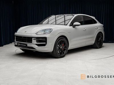 Ny Porsche Cayenne S E-Hybrid 520 HK (382 kW) 2025 Grå SUV