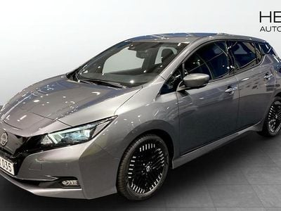 Svart Begagnad 2023 Nissan Leaf N-Connecta Halvkombi | 194 900 kr (Marknadspris)