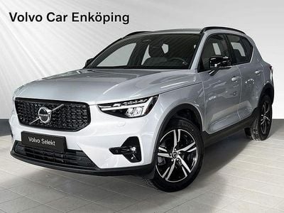 Silver Begagnad 2024 Volvo XC40 Plus SUV | 379 900 kr (Marknadspris)