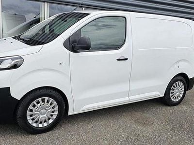 Begagnad Toyota Proace 95 HK (69 kW) 2016 Vit Minibuss