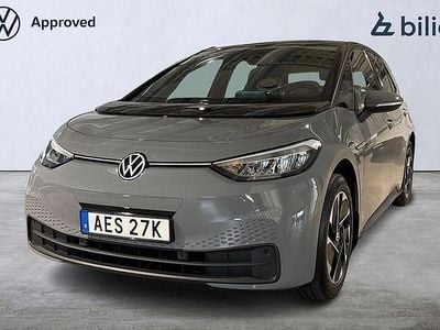 Grå Begagnad 2022 VW ID.3 Pro Performance Halvkombi | 274 900 kr (Marknadspris)