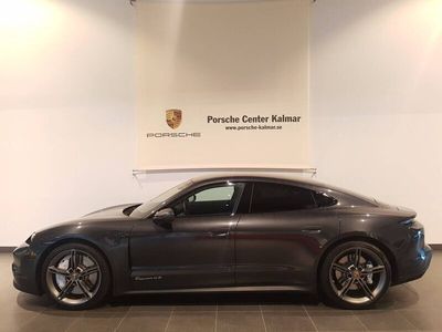 Röd (volcano grey met) Begagnad 2023 Porsche Taycan 4S Sedan | 1 399 000 kr