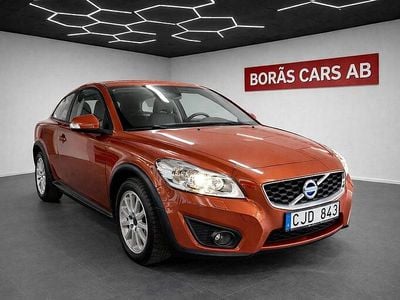 Begagnad Volvo C30 Momentum 109 HK (80 kW) 2010 Röd Halvkombi