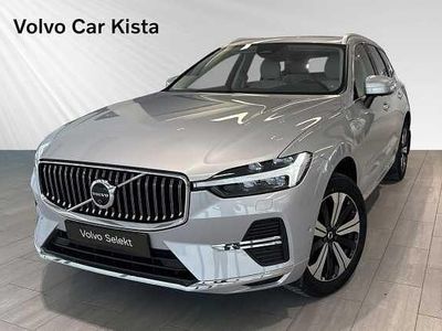Begagnad Volvo XC60 Plus 355 HK (261 kW) 2022 Silver SUV