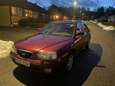 begagnad Hyundai Elantra Sedan 1.6