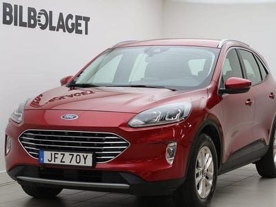 Röd Begagnad 2022 Ford Kuga Titanium SUV | 214 800 kr (Marknadspris)