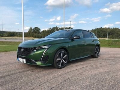 Begagnad Peugeot 308 GT 225 HK (165 kW) 2021 Grön Halvkombi