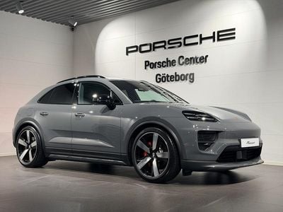 Grå (grey) Ny 2025 Porsche Macan SUV | 1 344 800 kr