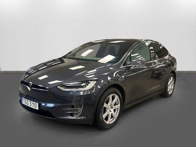 Begagnad Tesla Model X 386 kW (525 HK) 2018 Grå SUV