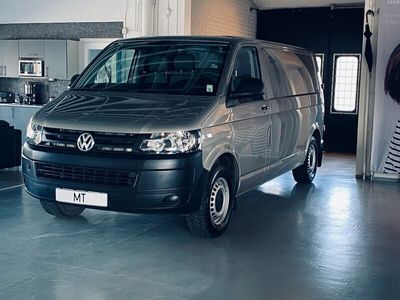 begagnad VW Transporter T28 Långskåp 2014, Transportbil