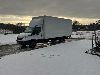 Vit Begagnad 2024 Iveco Daily Van | 812 500 kr