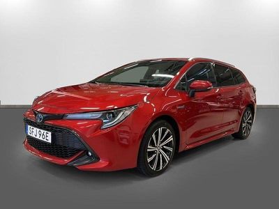 Begagnad Toyota Corolla Style 98 HK (72 kW) 2020 Röd Kombi