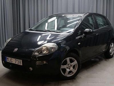 Svart Begagnad 2012 Fiat Punto Easy Halvkombi | 43 900 kr