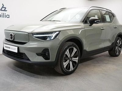 Grön Begagnad 2022 Volvo XC40 SUV | 389 900 kr