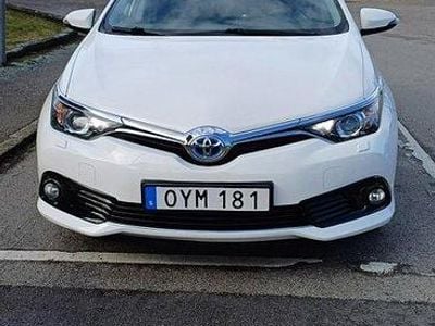 Toyota Auris Hybrid