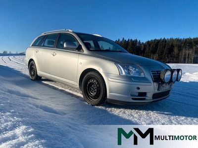 begagnad Toyota Avensis Kombi 2.0 D-4 VVT-i