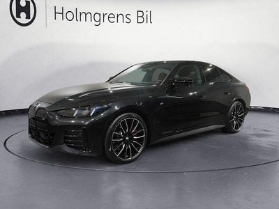 Begagnad BMW i4 Efficient Dynamics 442 kW (601 HK) 2024 Svart (safirsvart metallic) Sedan