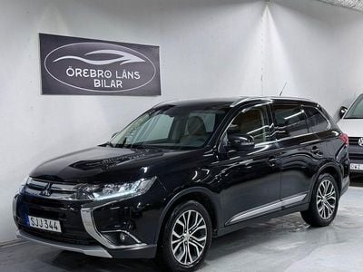 Begagnad Mitsubishi Outlander 150 HK (110 kW) 2016 Svart SUV