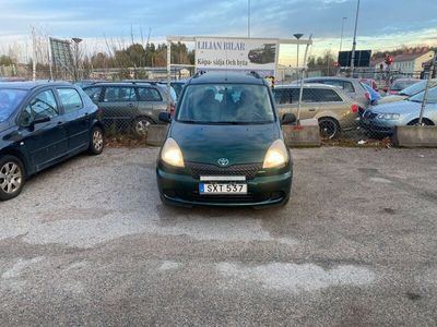 Toyota Yaris Verso