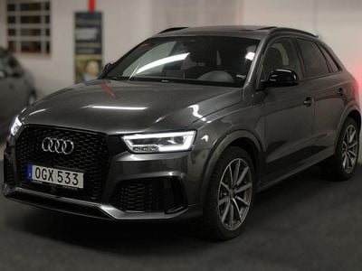 Begagnad Audi RS Q3 Performance 368 HK (270 kW) 2016 Grå SUV