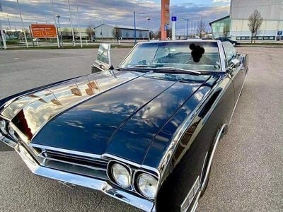 Begagnad Oldsmobile Delta 88 314 HK (230 kW) 1966 Cab