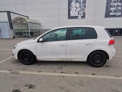 Begagnad 2011 VW Golf VI Halvkombi | 59 500 kr (Marknadspris)