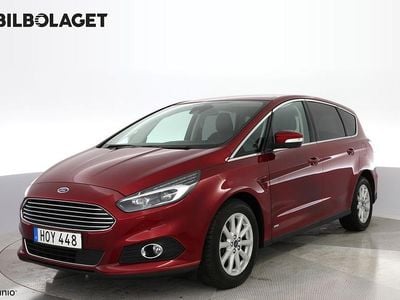 Röd Begagnad 2017 Ford S-MAX Business Edition Minibuss | 259 800 kr