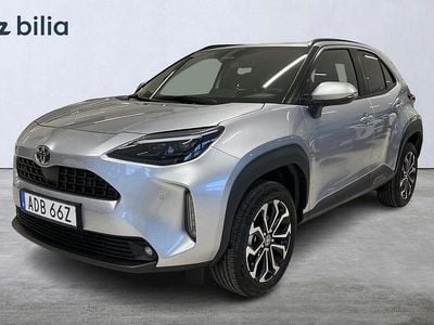 Silver Ny 2025 Toyota Yaris Hybrid Active | 324 900 kr (Lite dyr)