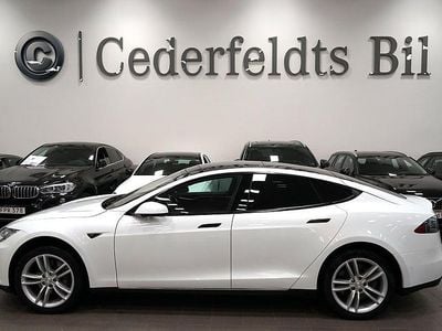 Begagnad Tesla Model S 386 kW (525 HK) 2016 Vit Halvkombi