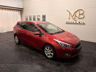 Röd Begagnad 2012 Kia Ceed Comfort Halvkombi | 75 000 kr (Marknadspris)