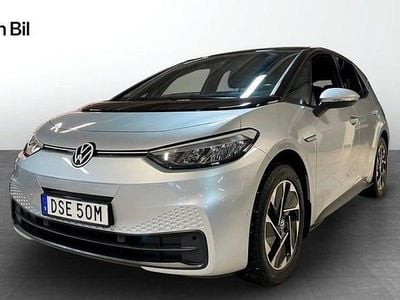Begagnad VW ID.3 Pro 150 kW (204 HK) 2023 Scale silver metallic bla Halvkombi