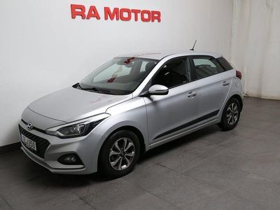 Silver Begagnad 2018 Hyundai i20 Premium Halvkombi | 109 900 kr (Marknadspris)