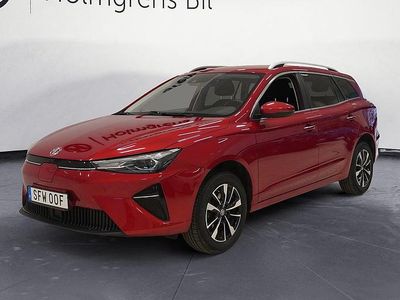 Begagnad MG MG5 EV Comfort 130 kW (177 HK) 2022 Diamond red Kombi