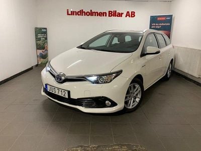Vit Begagnad 2018 Toyota Auris Touring Sports Active Kombi | 172 900 kr (Marknadspris)