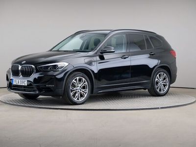 begagnad BMW X1 Xdrive 25e Sport Line Connected Drag