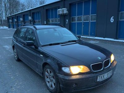 Begagnad 2002 BMW 318 Kombi | 25 000 kr