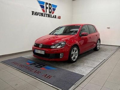 Begagnad VW Golf VI GTI 211 HK (155 kW) 2010 Röd Halvkombi