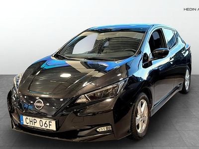 Svart Begagnad 2023 Nissan Leaf Tekna Halvkombi | 194 400 kr (Marknadspris)