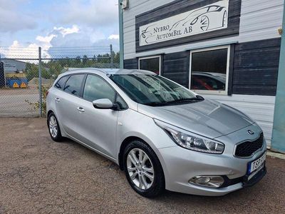 Grå Begagnad 2013 Kia Ceed Sportswagon EX Kombi | 39 900 kr