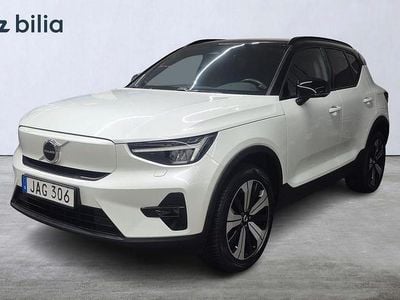Vit Begagnad 2023 Volvo XC40 Plus SUV | 309 900 kr (Superpris)