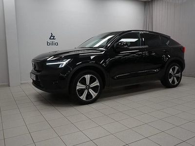Svart Begagnad 2022 Volvo C40 Plus SUV | 344 900 kr (Marknadspris)