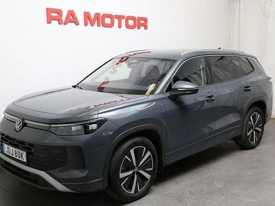 Grå Begagnad 2025 VW Tayron Life SUV | 449 800 kr (Marknadspris)