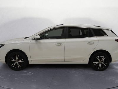 Dover white Begagnad 2022 MG MG5 EV Luxury Kombi | 199 900 kr (Marknadspris)