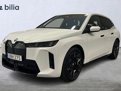 Vit Begagnad 2025 BMW iX M Sport SUV | 889 900 kr