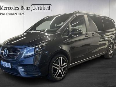 Begagnad Mercedes V300 AMG 239 HK (175 kW) 2023 Grå Minibuss