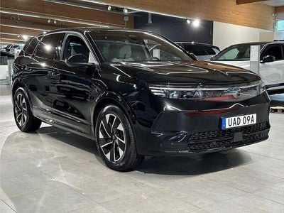 Svart Begagnad 2025 Opel Grandland Electric SUV | 579 900 kr (Dyr)