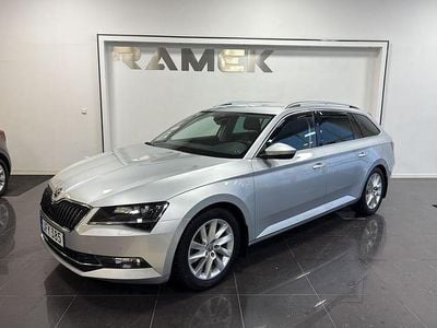 Silver Begagnad 2018 Skoda Superb Business Line Kombi | 244 000 kr (Marknadspris)