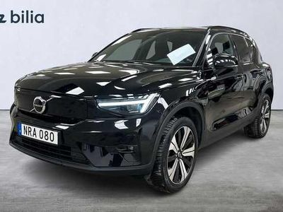 Svart Begagnad 2022 Volvo XC40 Core SUV | 344 900 kr