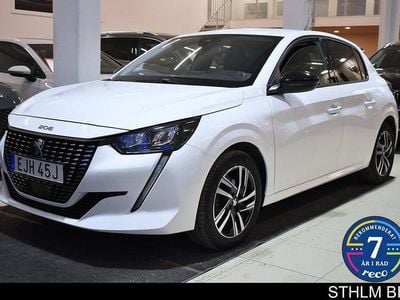 Vit Begagnad 2022 Peugeot 208 Halvkombi | 144 900 kr (Marknadspris)