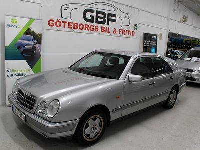 begagnad Mercedes E240 Elegance *Svensksåld**AUTOMAT*